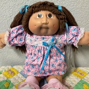 Vintage Cabbage Patch Kid Girl Second Edition Hong Kong Brown Hair Head Mold #2
